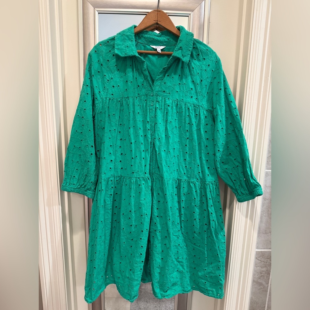 Kelly Green Ladies Dress